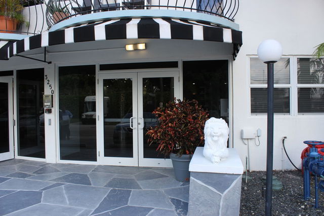 Le Cercle by the Beach  photo 2